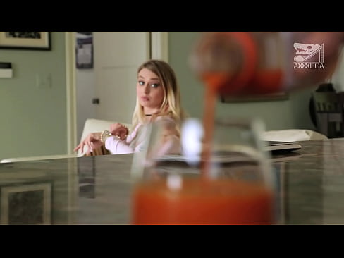 ❤️ Թեժ աղջիկը մեծ կրծքերով և կիպ փիսիկով աքաղաղ է ստանում պարտվողից, բայց շատ դժվար ️ Պոռնո vk hy.porn-milf300.ru%-ով ❌️❤