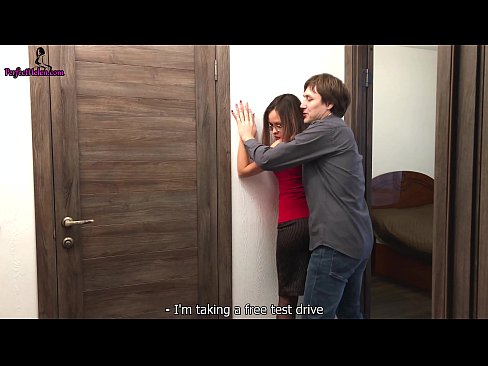 ❤️ Սեքսուալ ռիելթորը զգայական ցնցում է իր փիսիկը և ծակվում իր բնակարանը վաճառելիս - Կրեմպայ ️ Պոռնո vk hy.porn-milf300.ru%-ով ❌️❤